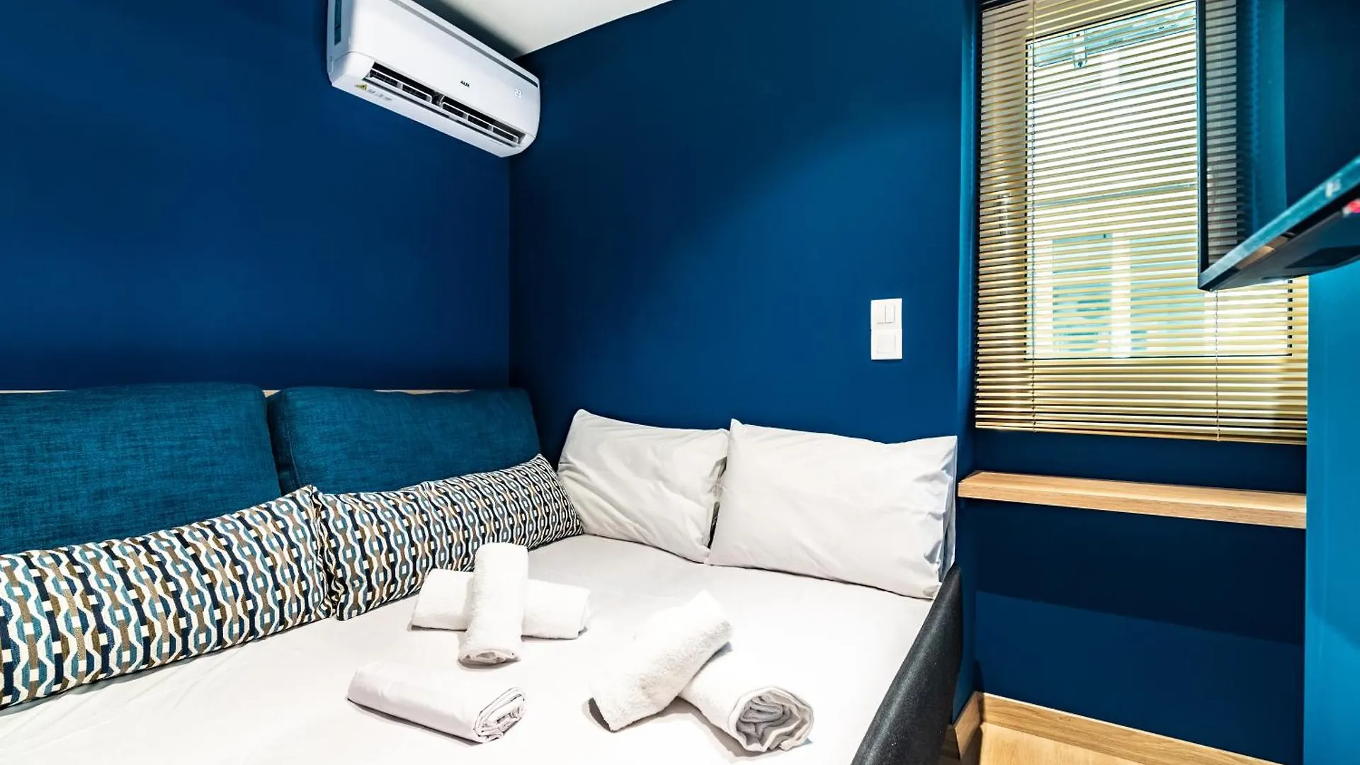 Apla Mini Studio In Downtown Heraklion  Apartment