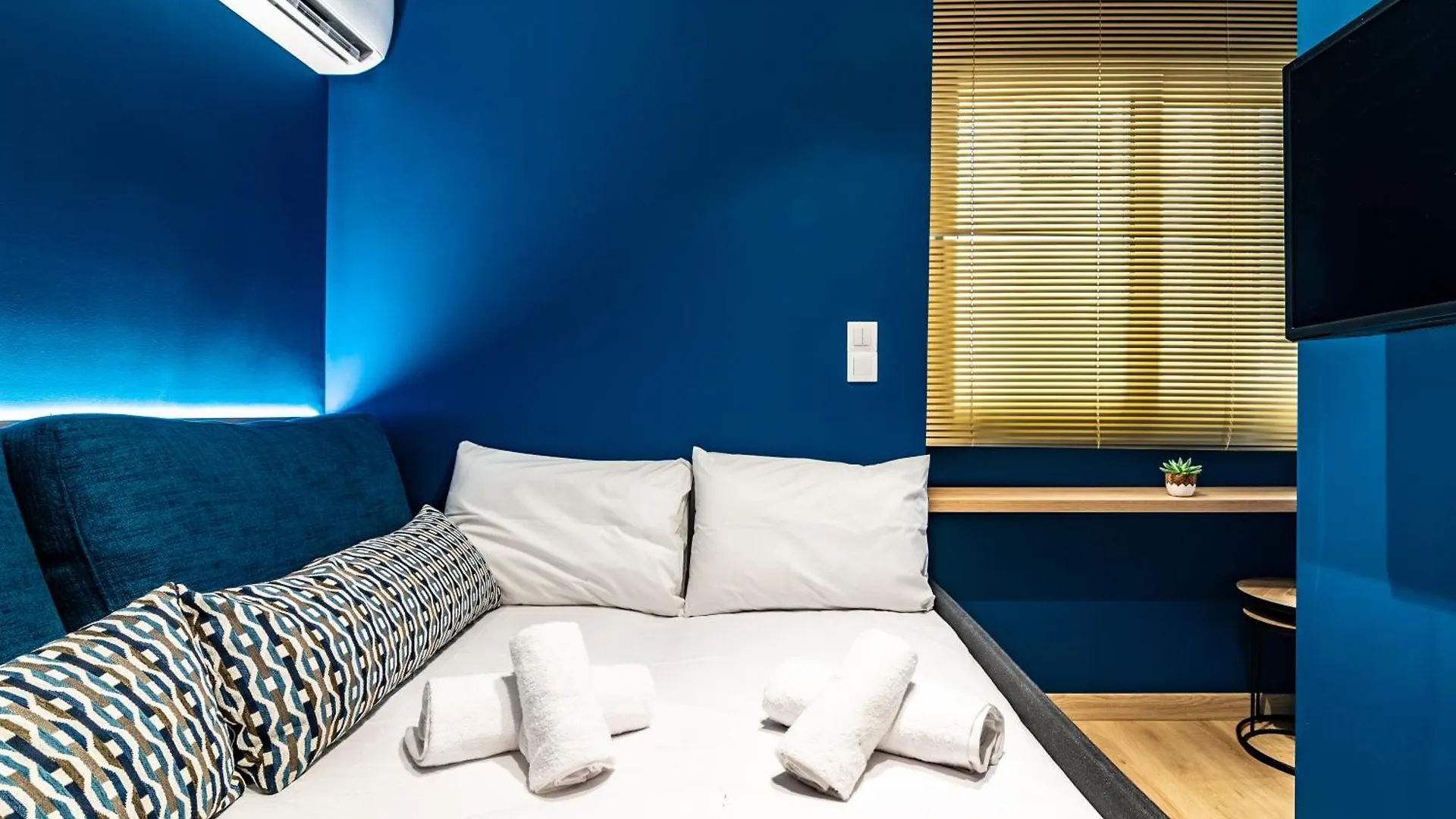 Apla Mini Studio In Downtown Heraklion  Apartment